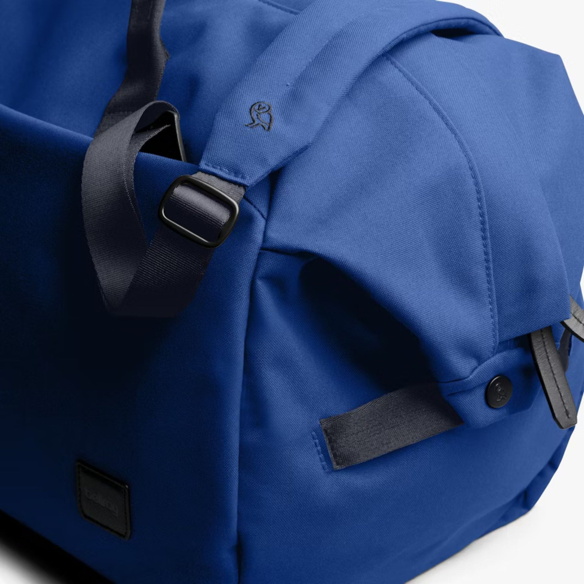 Bellroy Classic Duffel 35L in Indigo