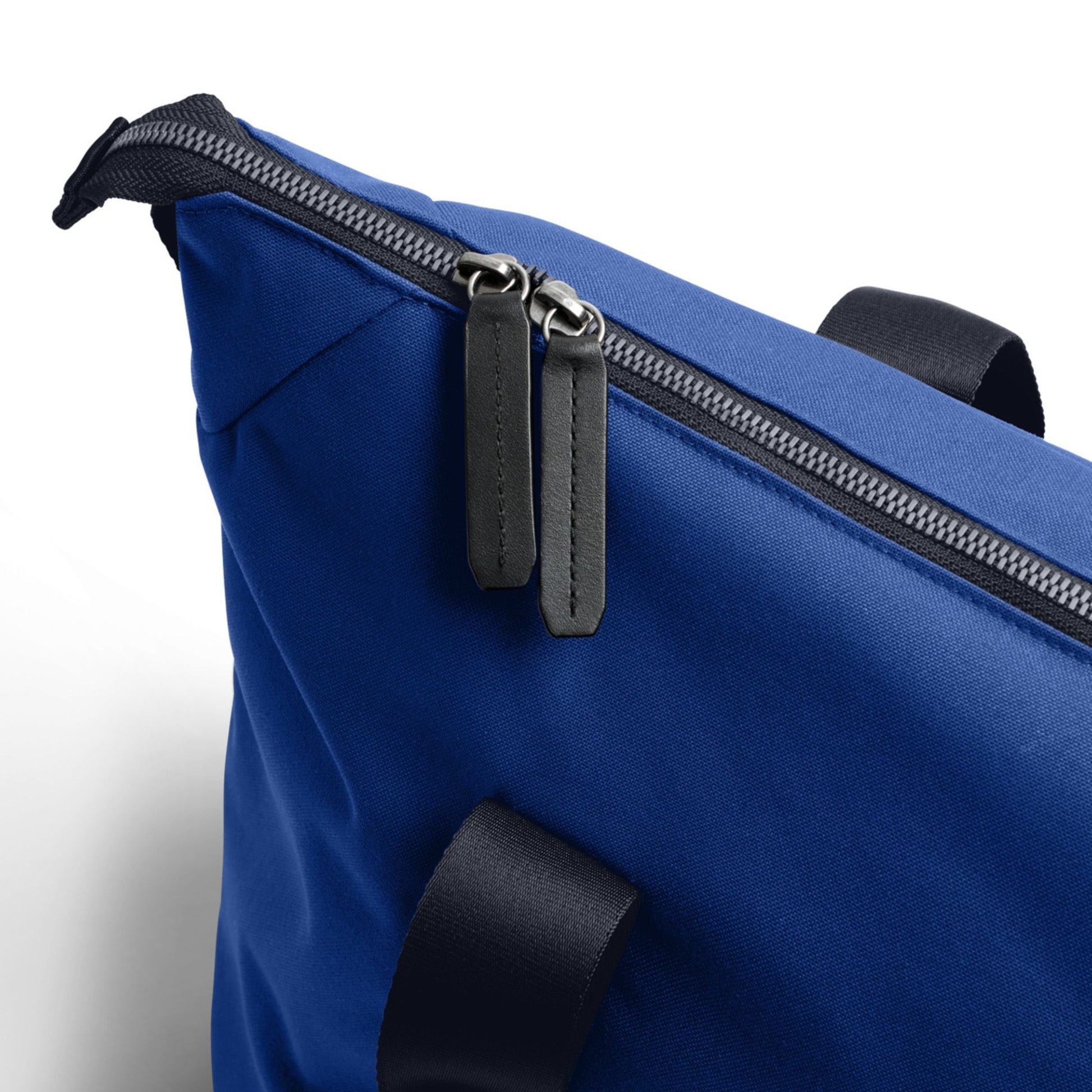Bellroy Classic Getaway Bag 28L in Indigo