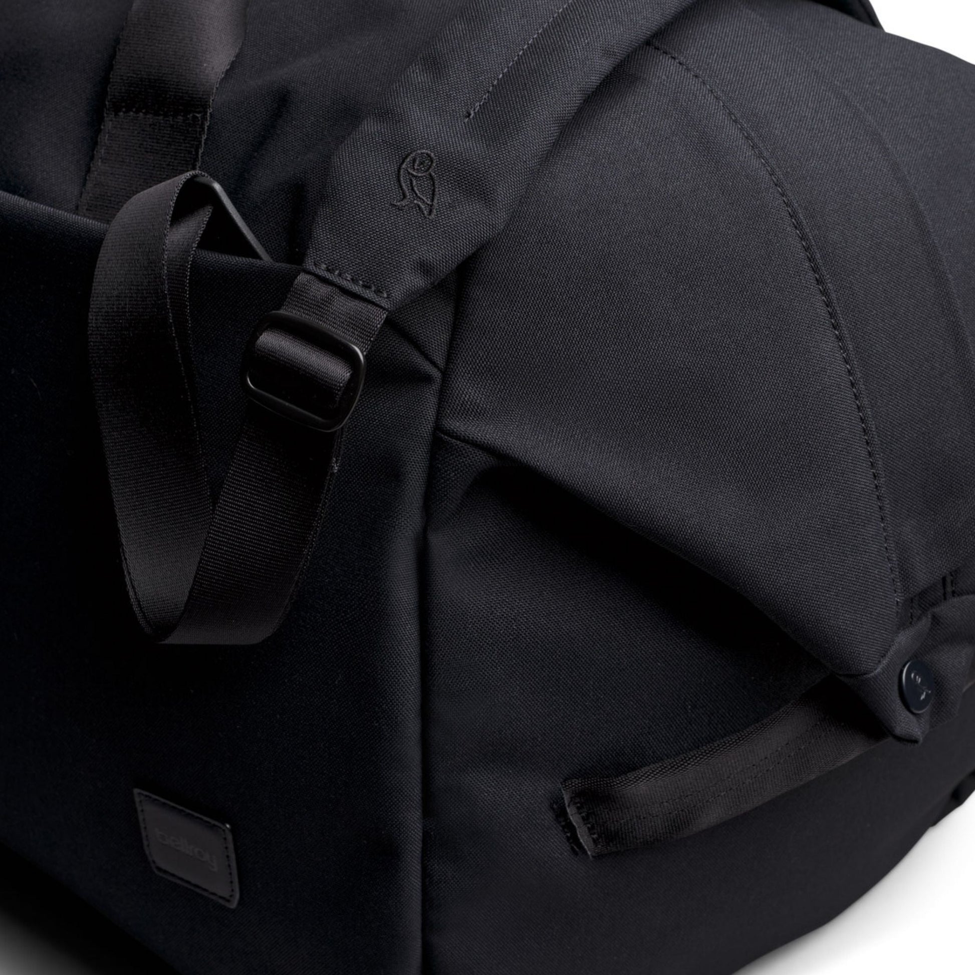 Bellroy Classic Duffel 45L in Black