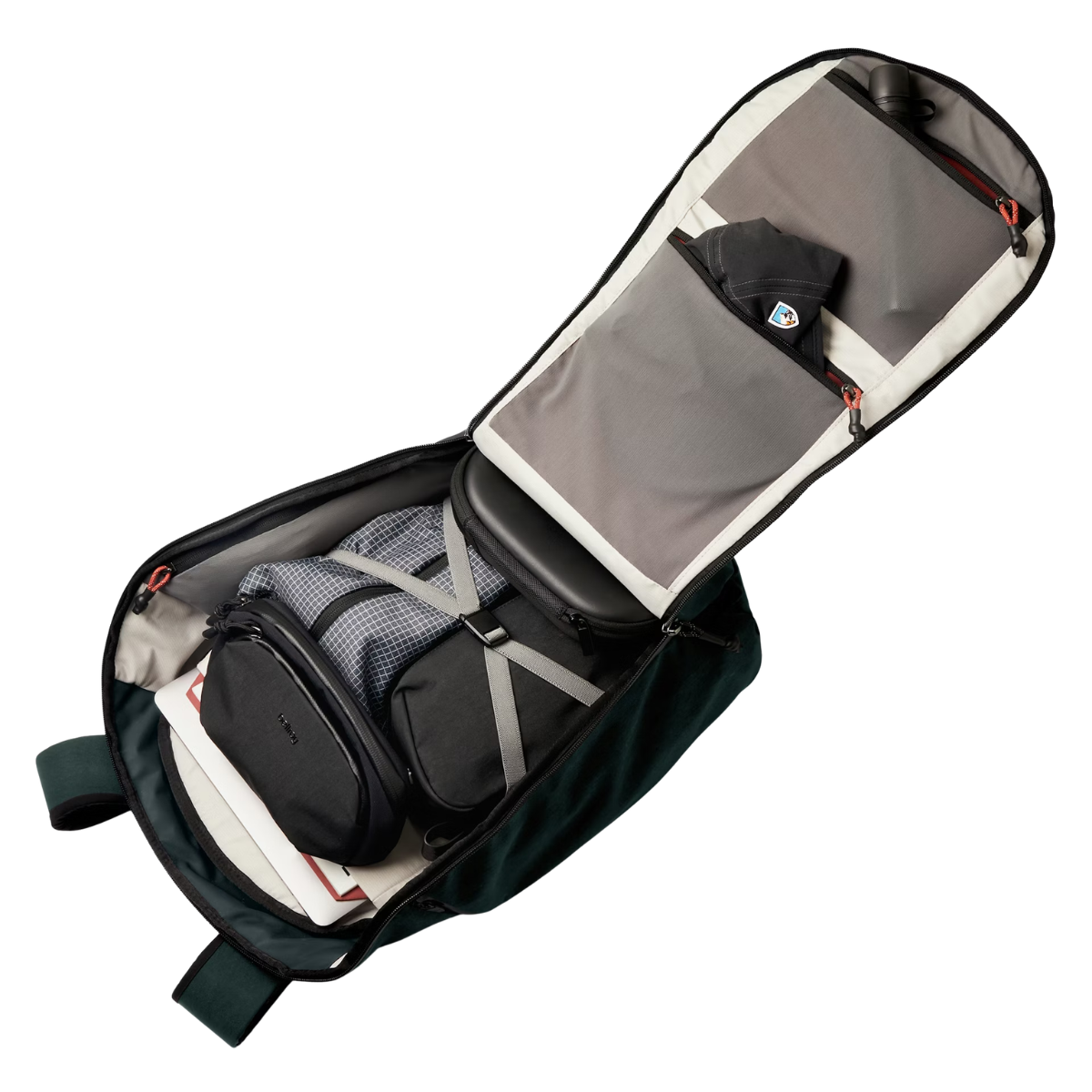 Bellroy Venture Travel Pack 26L in Deep Ocean