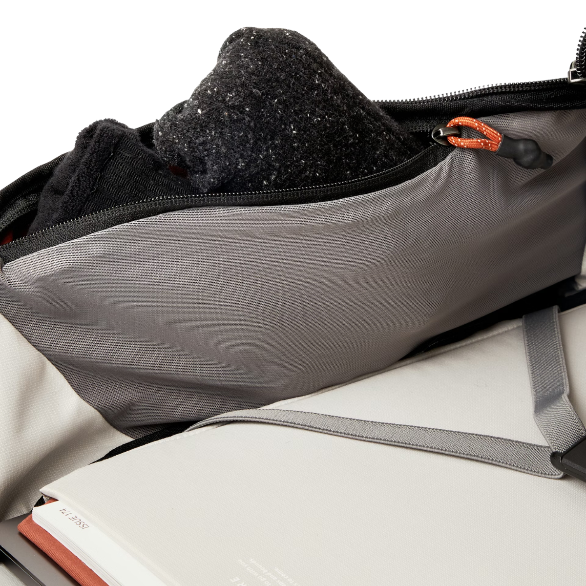 Bellroy Venture Travel Pack 26L in Deep Ocean