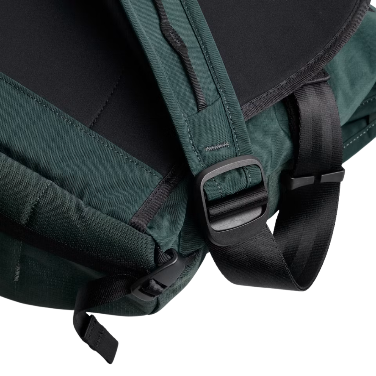 Bellroy Venture Messenger 16”