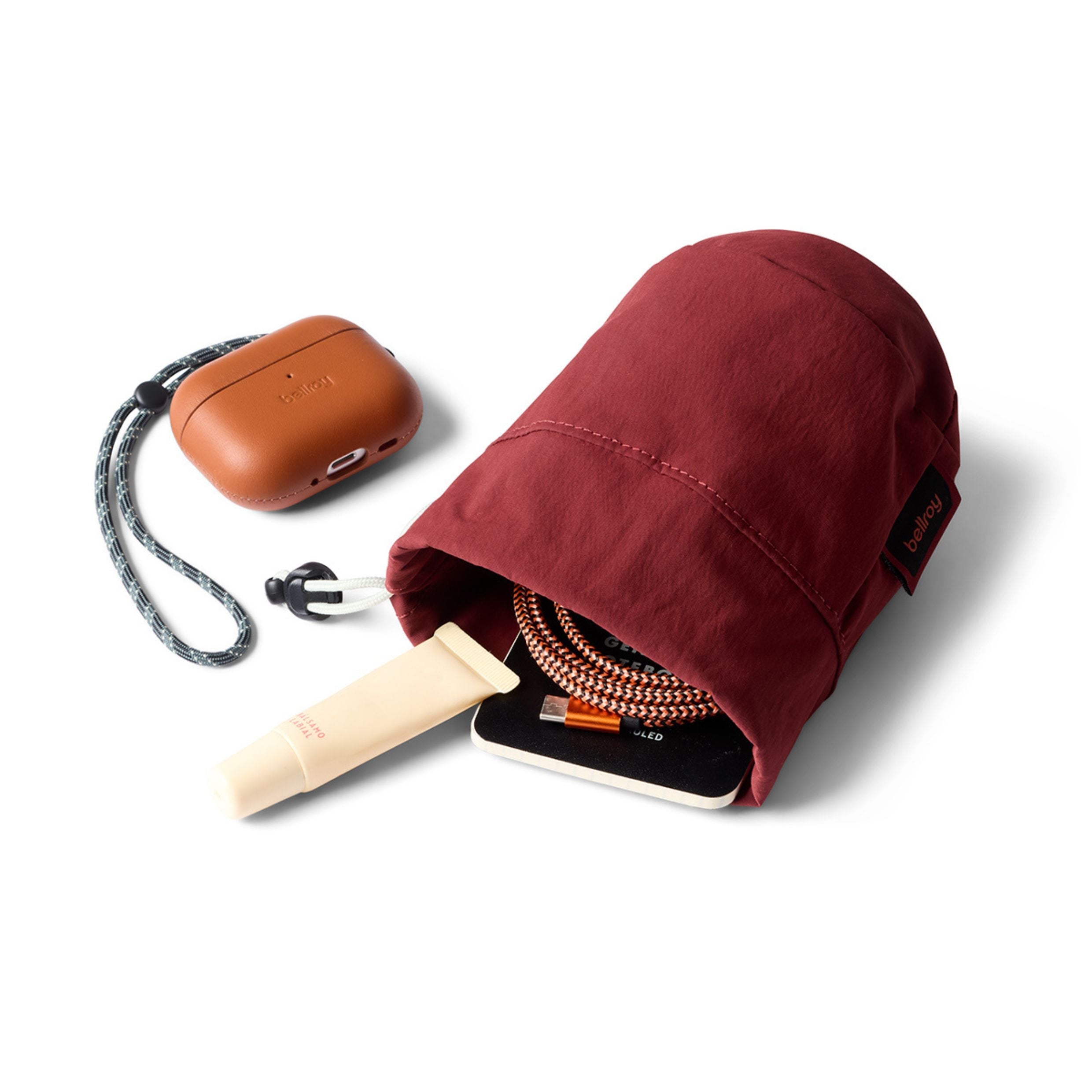Bellroy Cinch Pouch in Crimson
