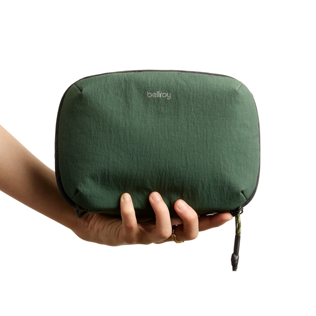 Bellroy Lite Tech Kit in Spruce