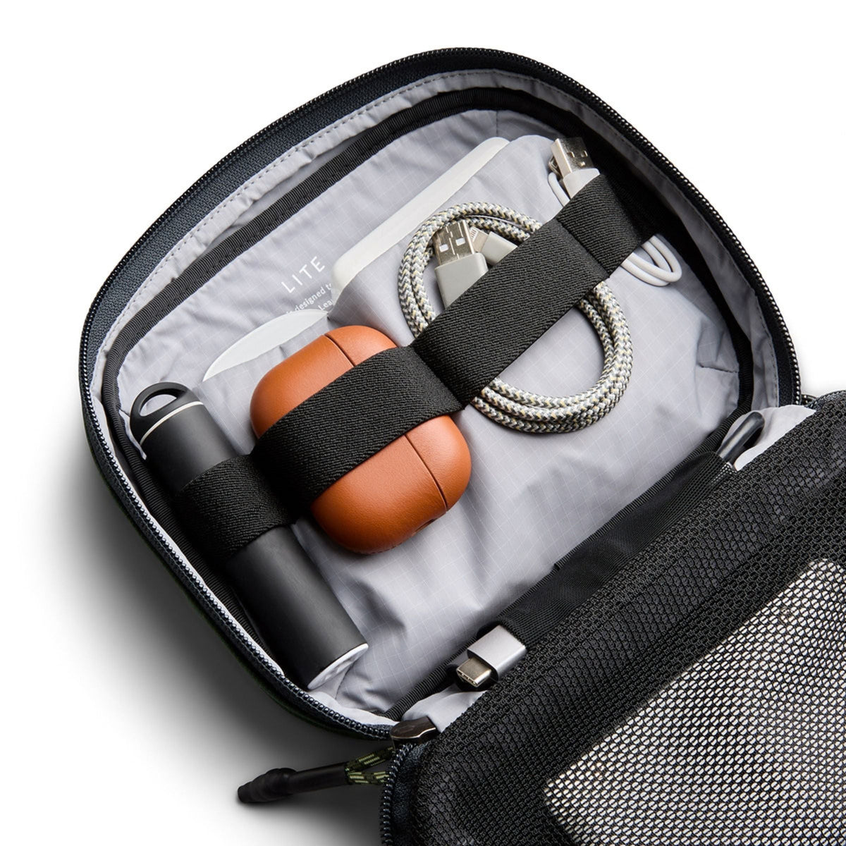 Bellroy Lite Tech Kit in Spruce
