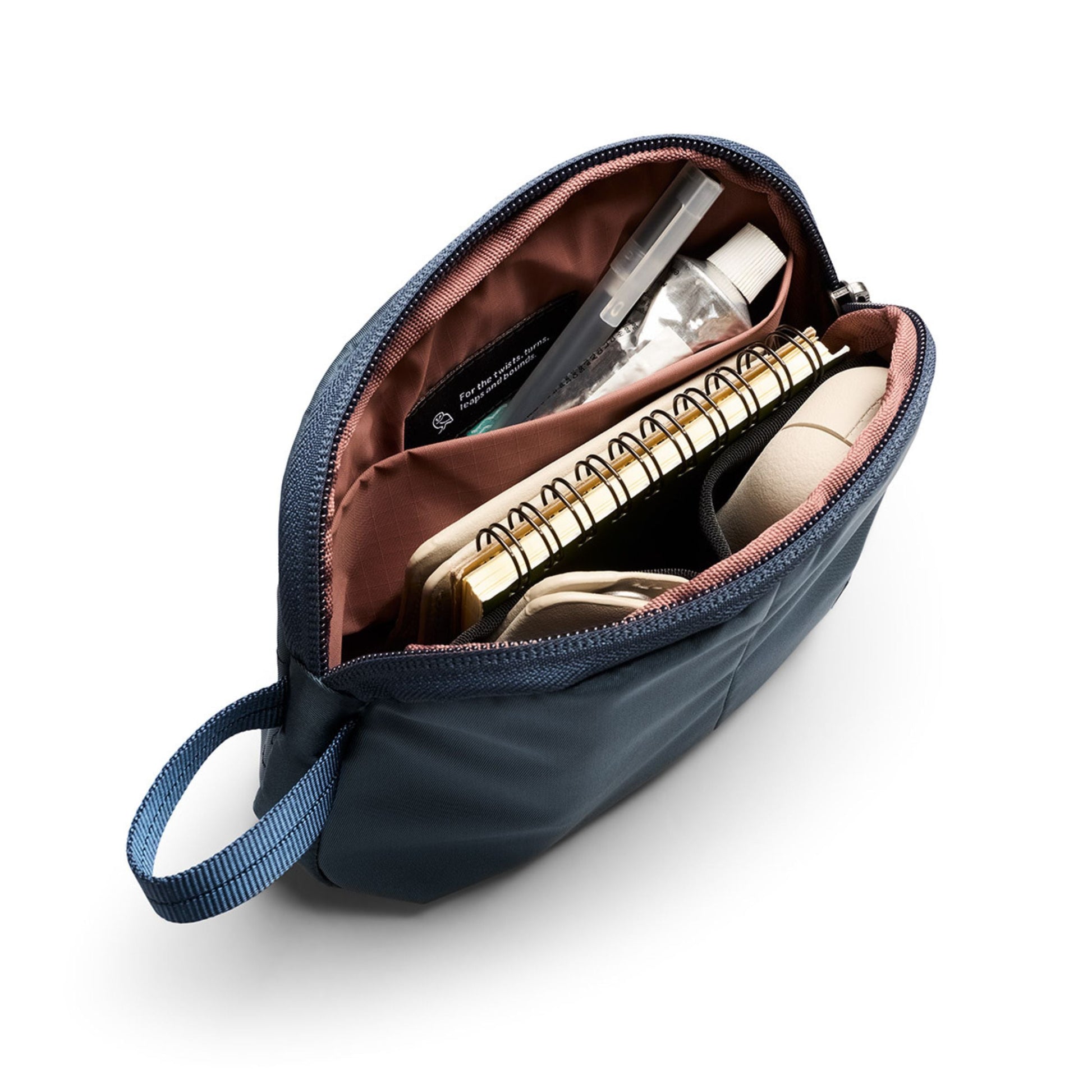 Bellroy Laneway Daily Pouch in Blue Steel