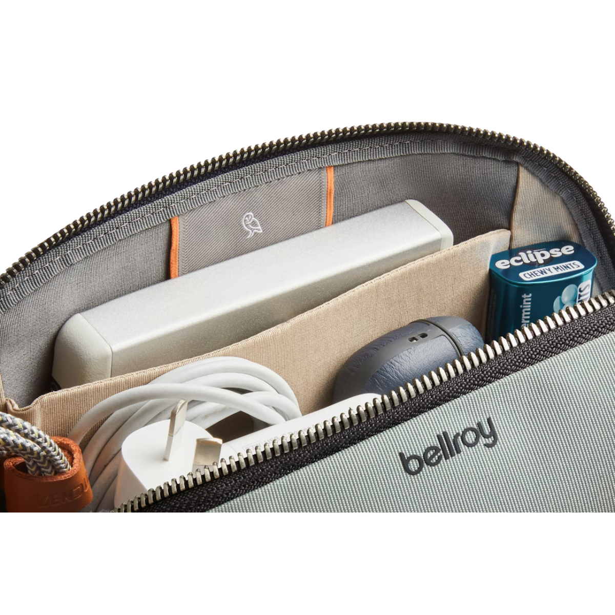 Bellroy Desk Caddy in Eucalyptus