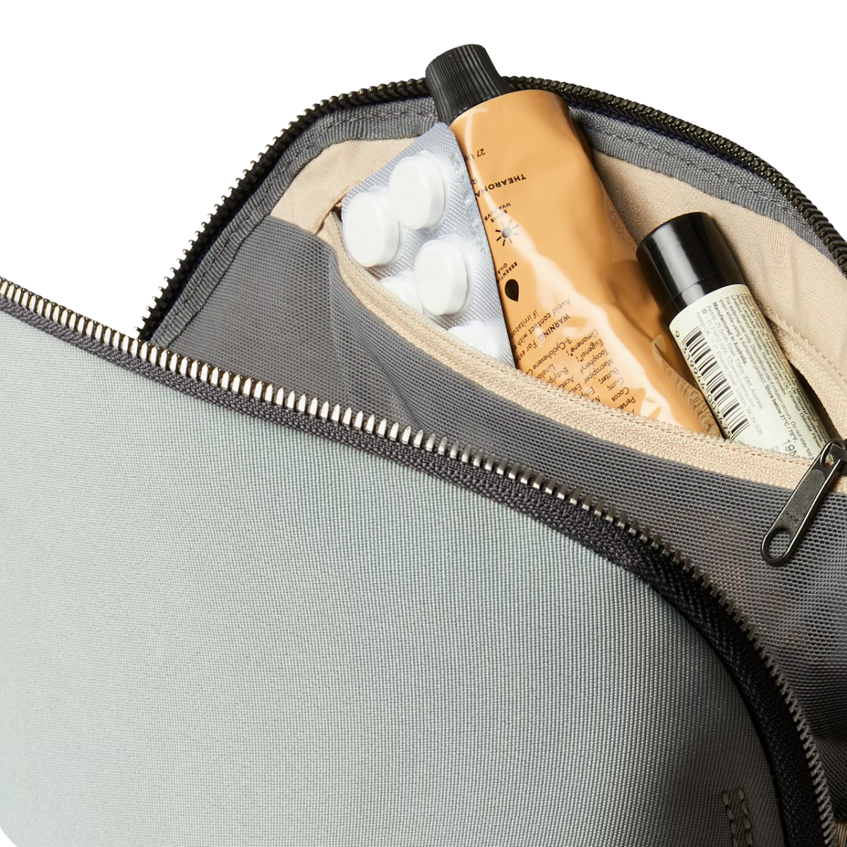 Bellroy Desk Caddy in Eucalyptus