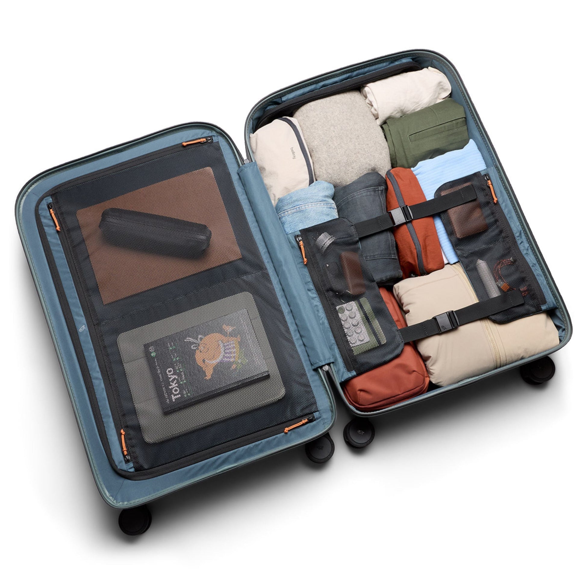 Bellroy Transit Check-In Large in Everglade