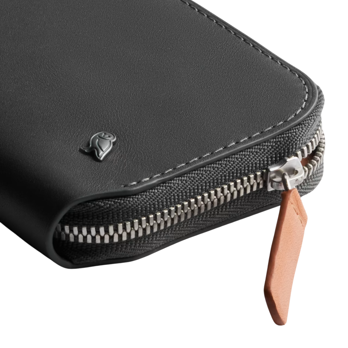 Bellroy Folio Mini in Charcoal