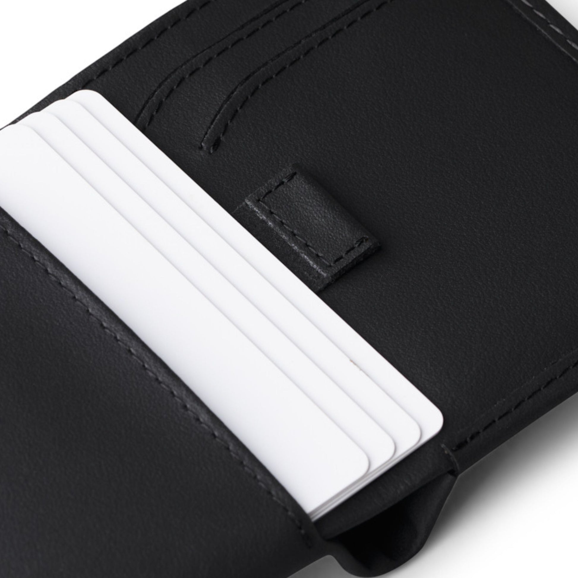 Bellroy Note Sleeve in INNOVERA™ Black