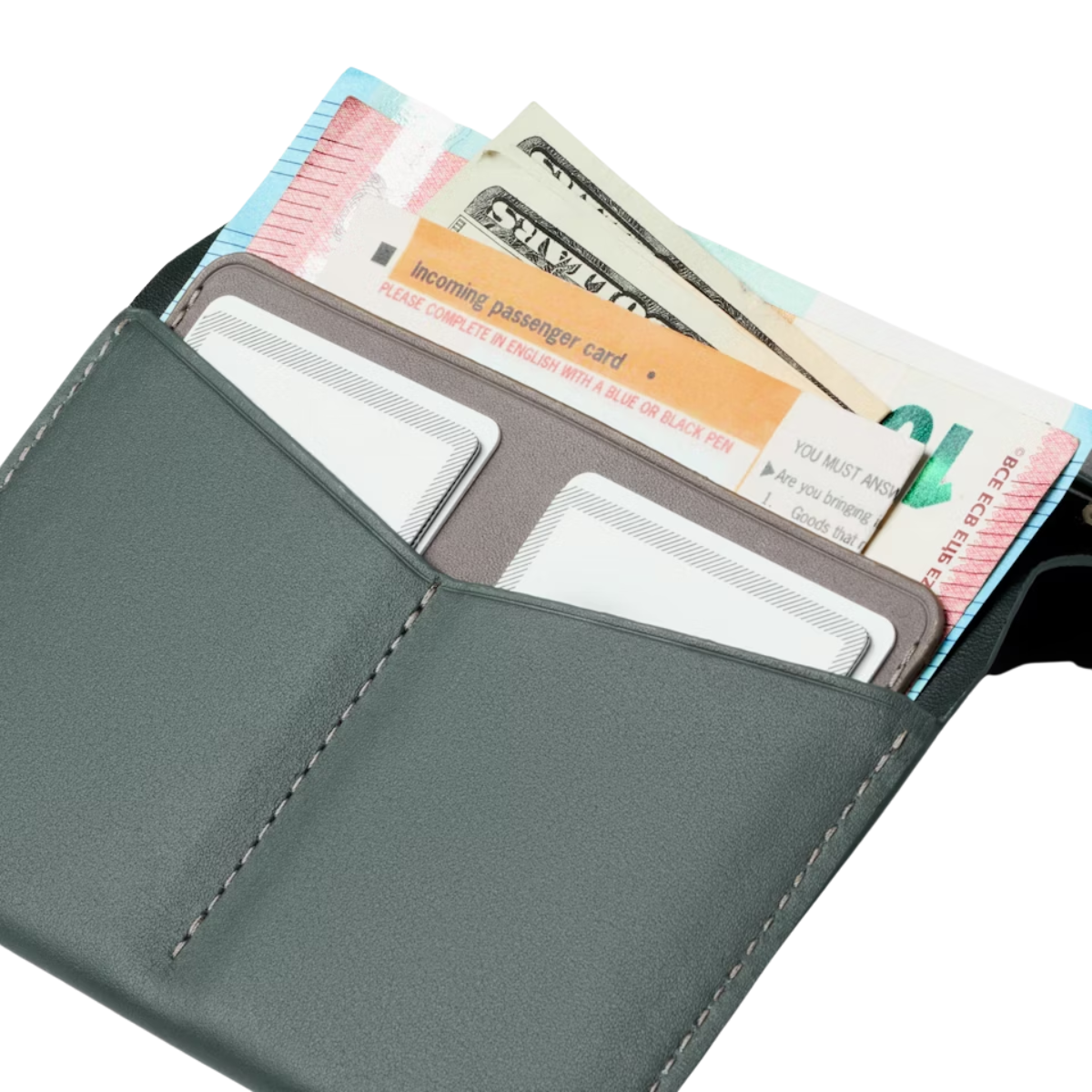 Bellroy Passport Cover in Everglade
