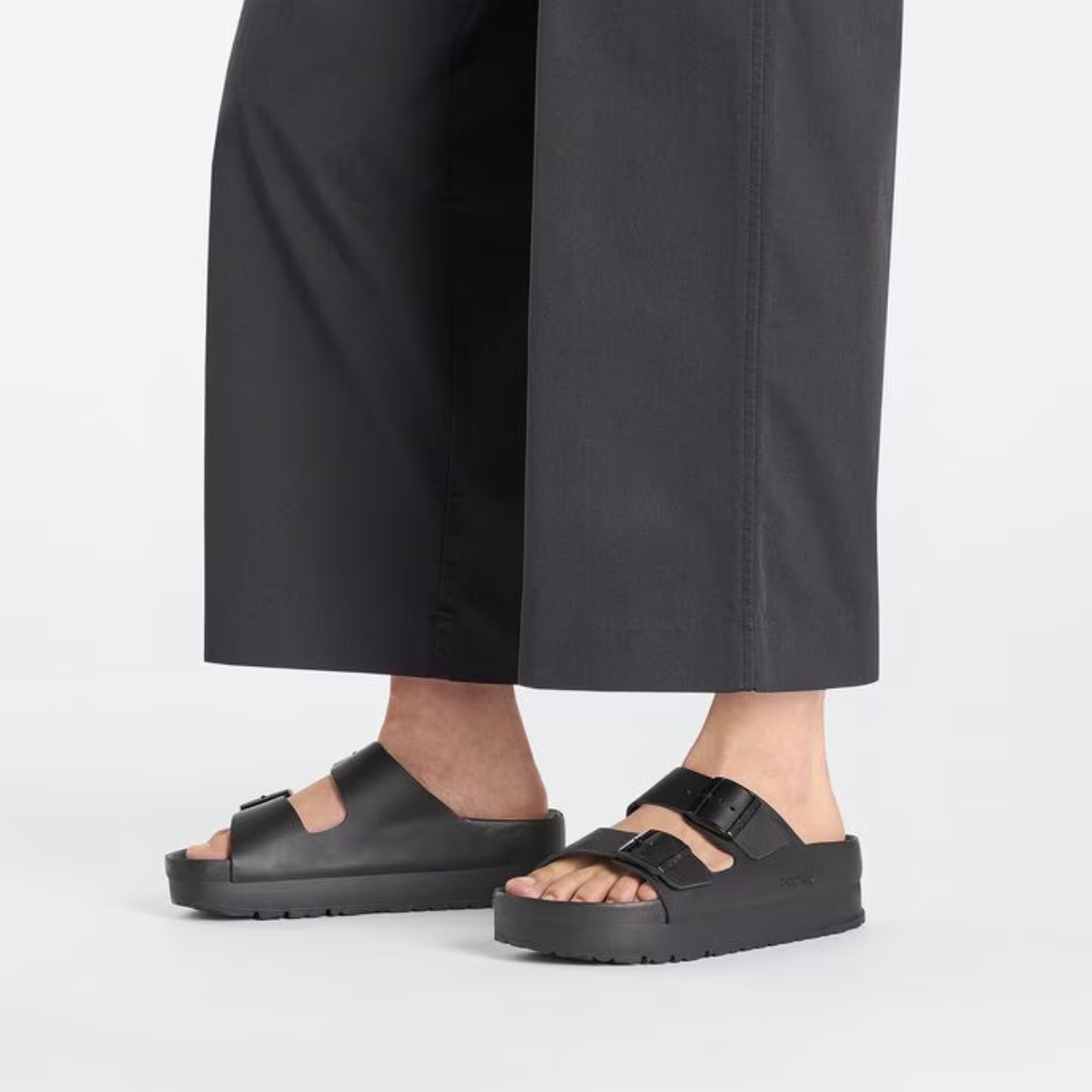 Birkenstock Women's Arizona Flex Platform Leather in Black