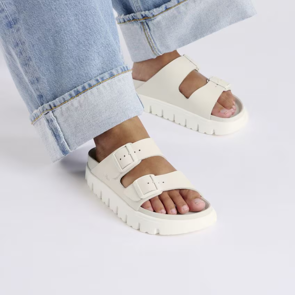 Birkenstock Women's Arizona Chunky Leather in Eggshell