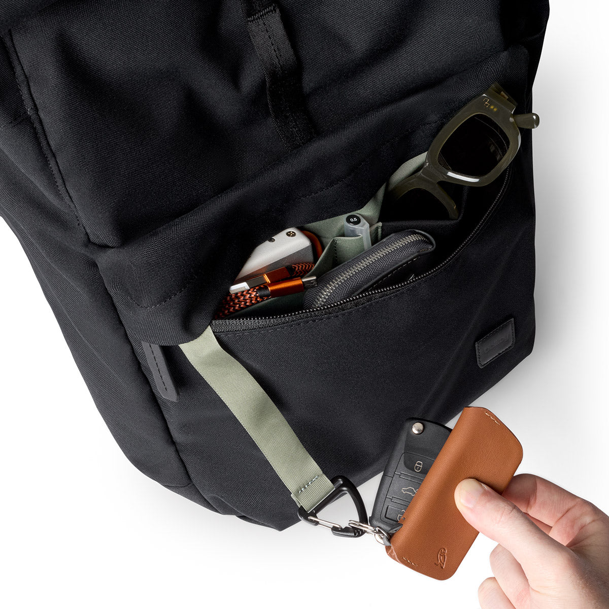 Bellroy Classic Rolltop 26L in Black
