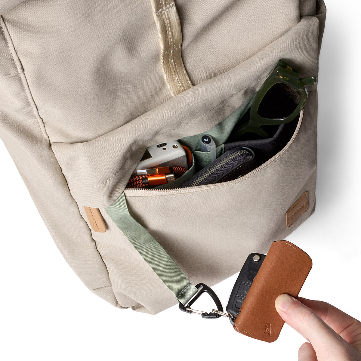 Bellroy Classic Rolltop 26L in Tahini