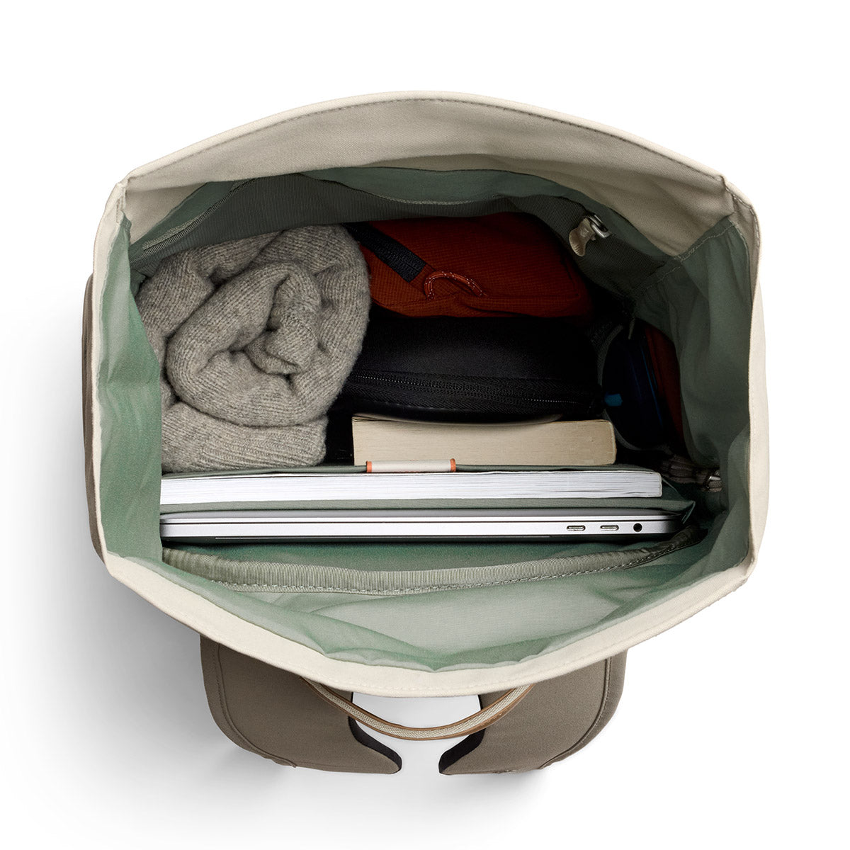 Bellroy Classic Rolltop 26L in Tahini