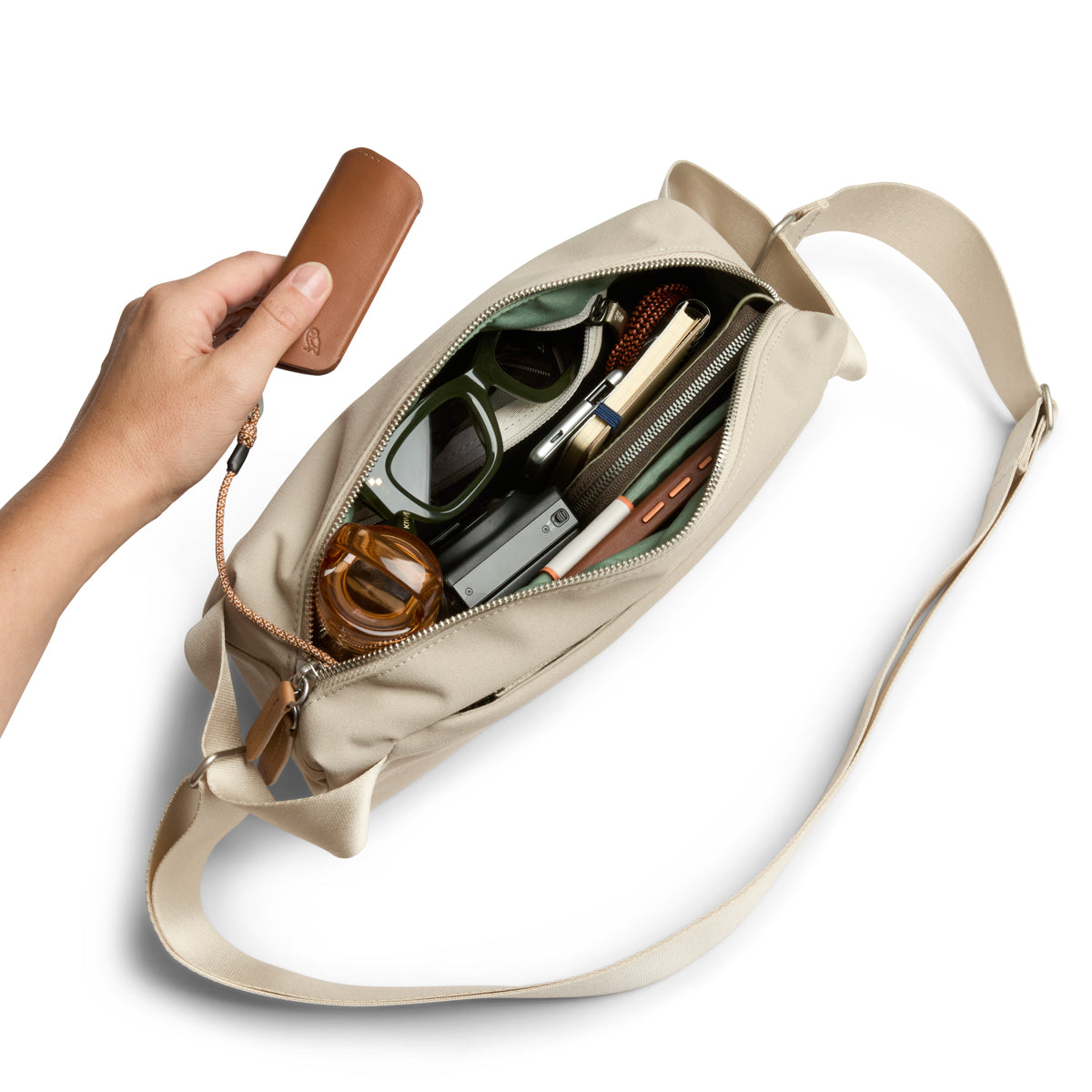 Bellroy Classic Sling 5L in Tahani