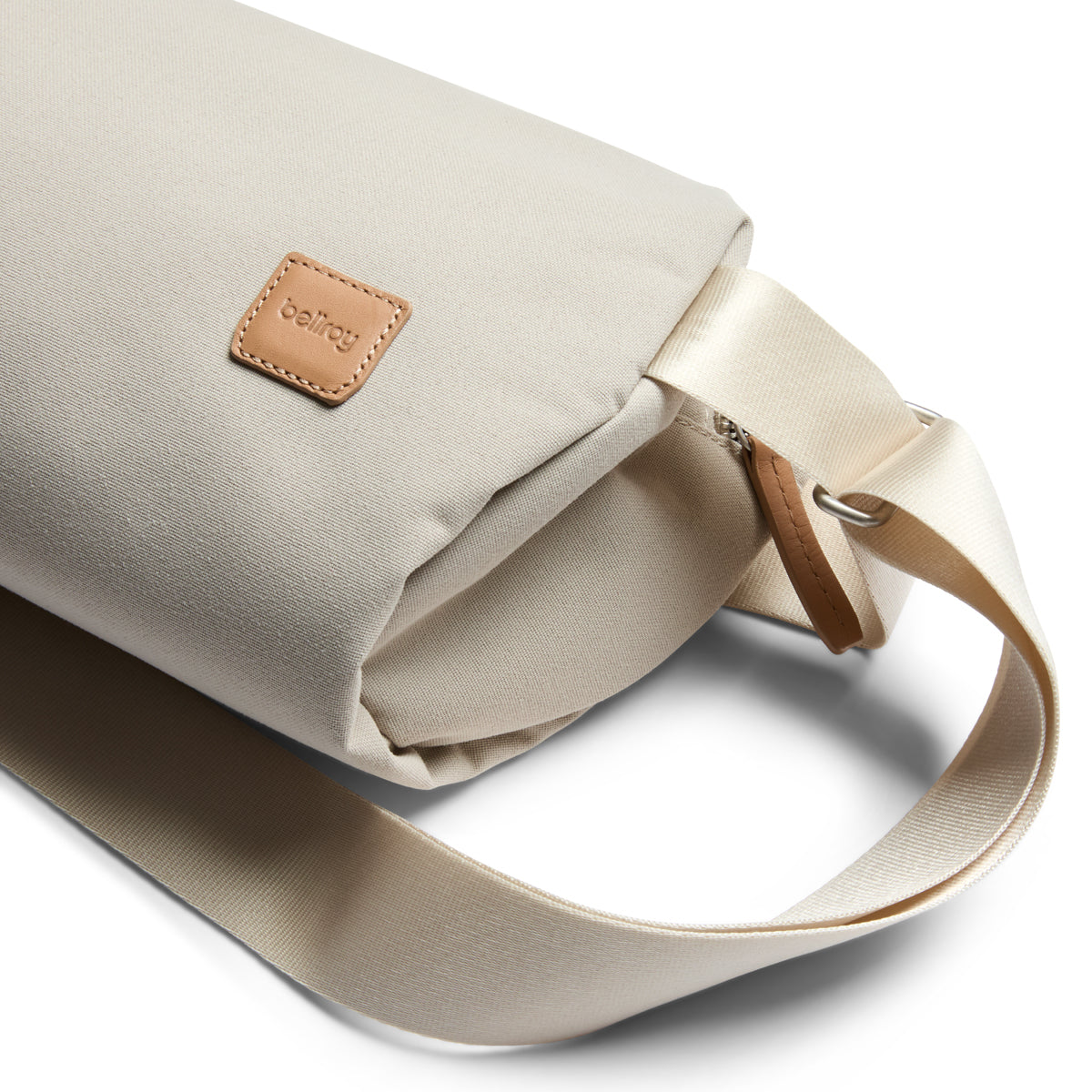 Bellroy Classic Sling 5L in Tahani