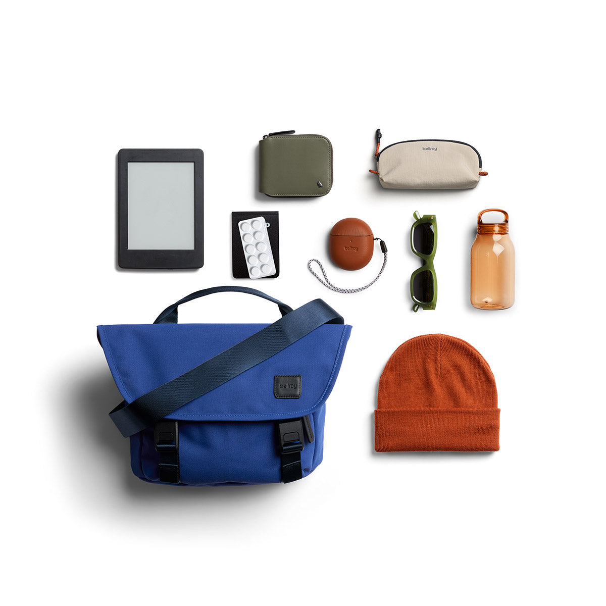 Bellroy Classic Messenger 6L in Indigo