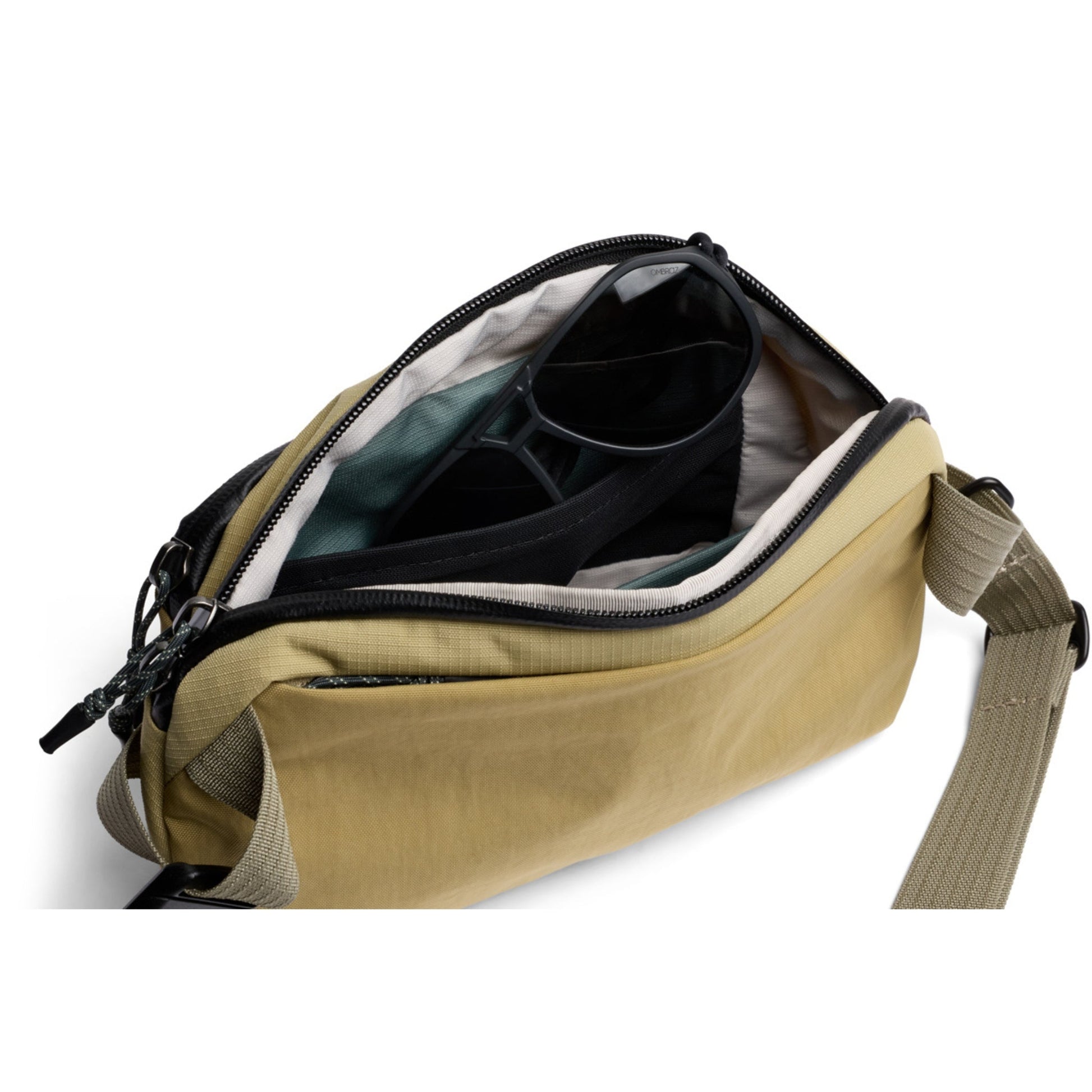Bellroy Venture Ready Sling 2.5L in Safari