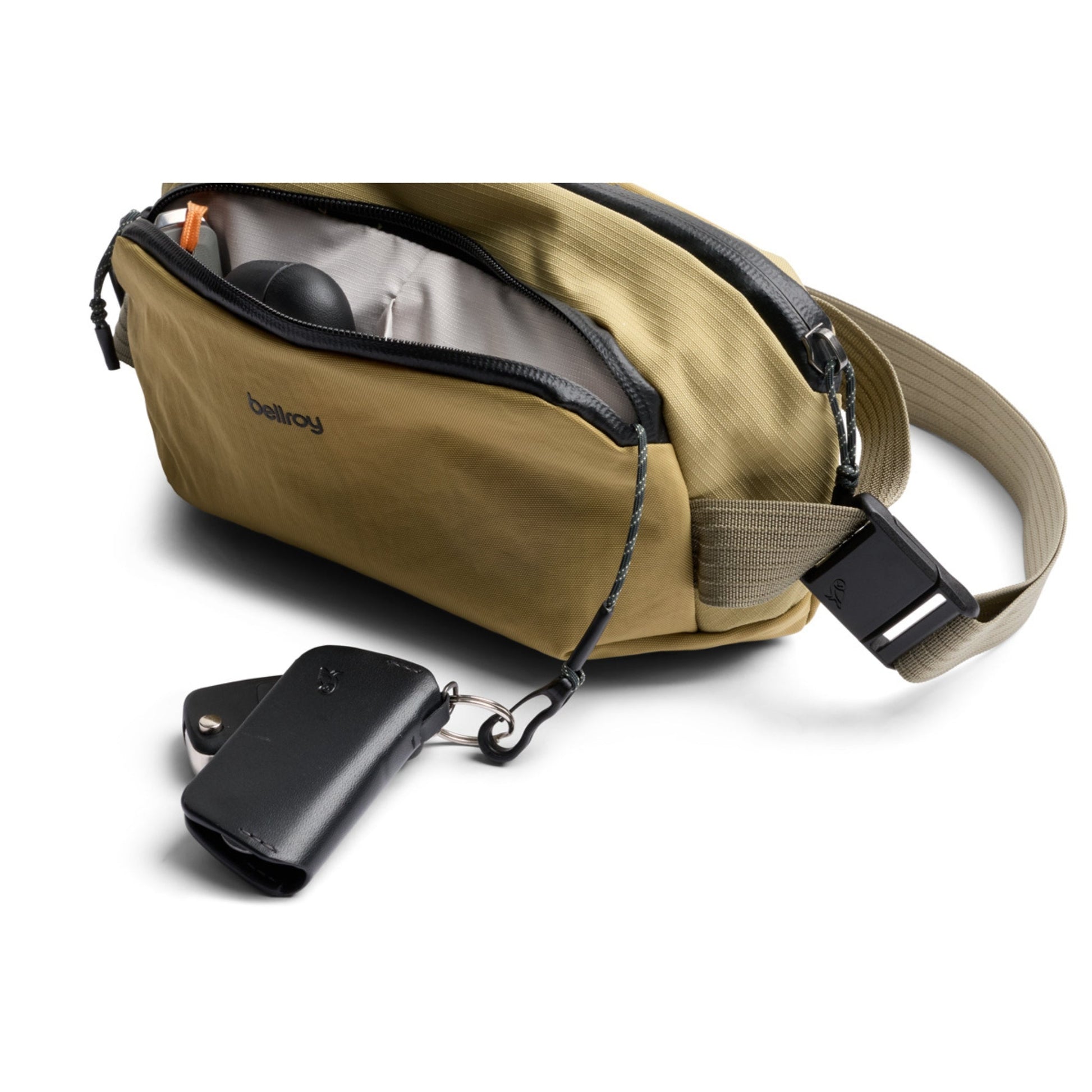 Bellroy Venture Ready Sling 2.5L in Safari