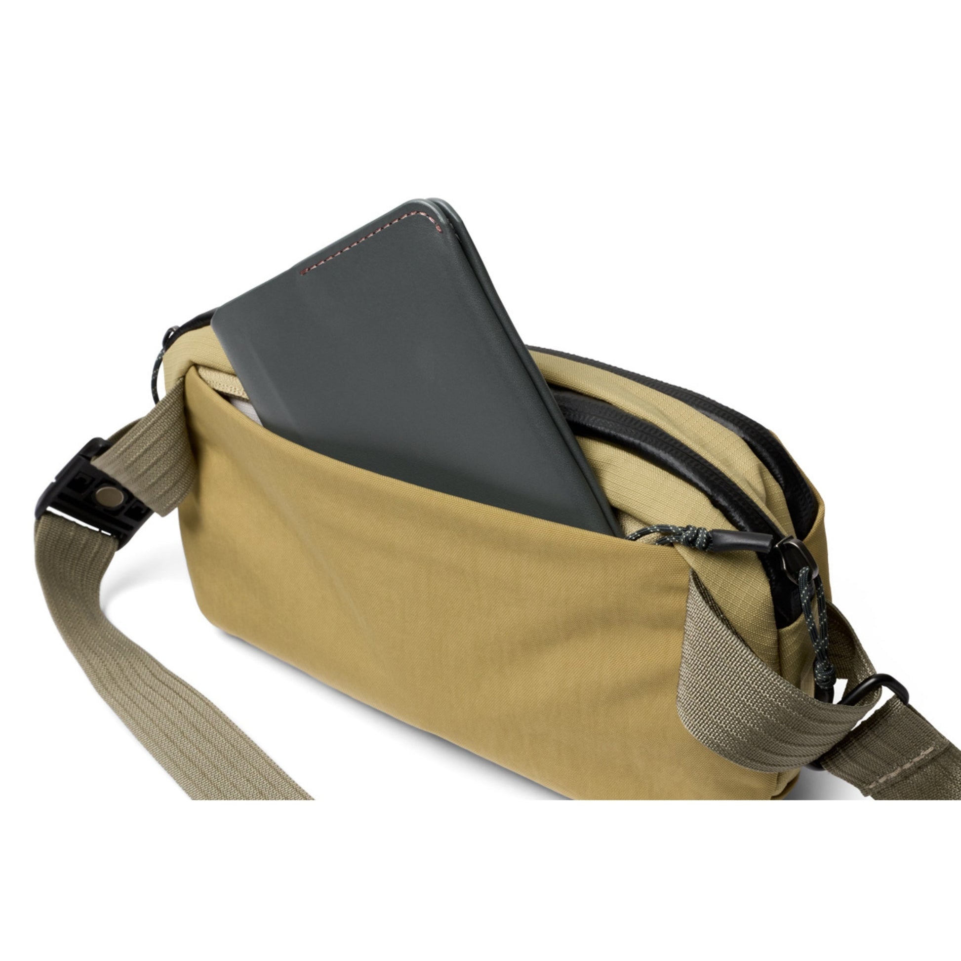 Bellroy Venture Ready Sling 2.5L in Safari
