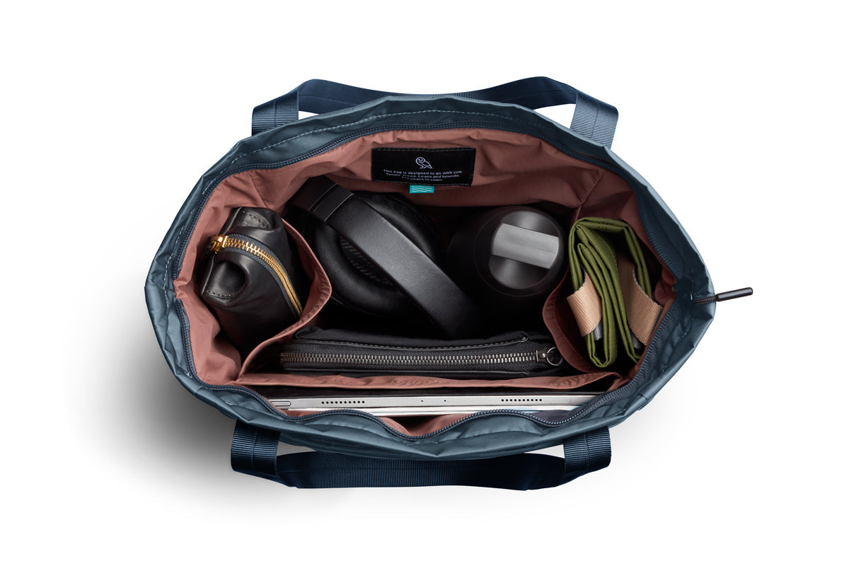 Bellroy Laneway Totepack 18L in Bluesteel