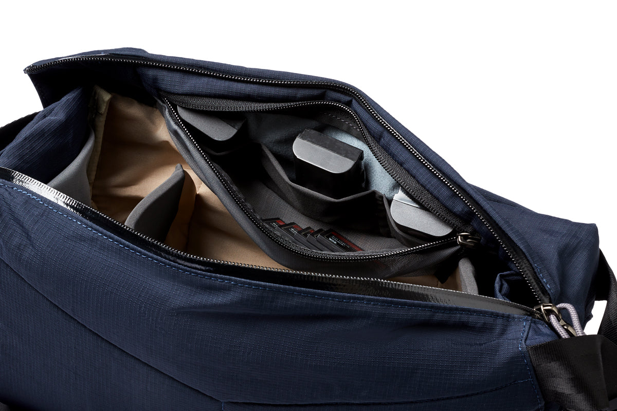 Bellroy Venture Sling 10L in Nightsky
