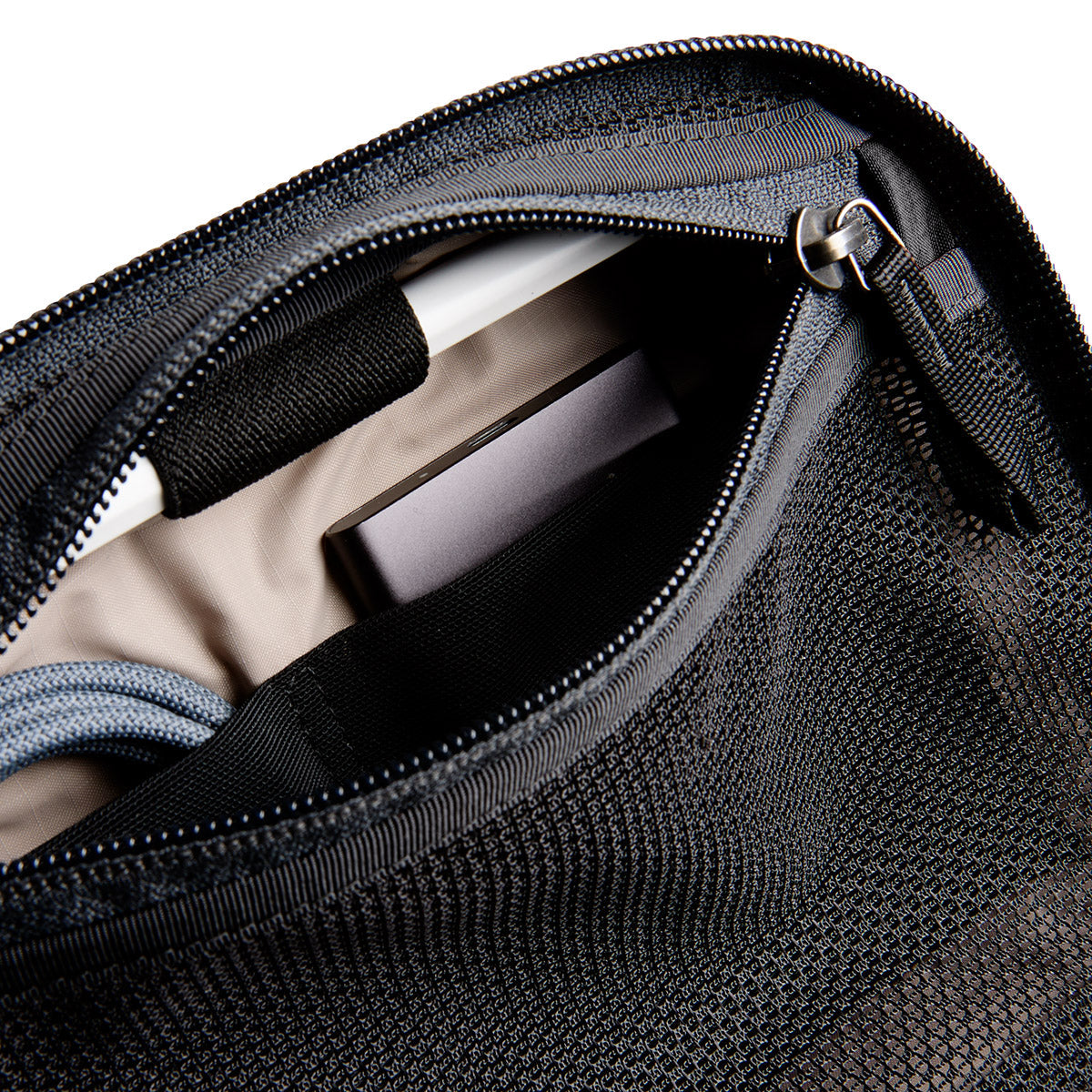 Bellroy Lite Tech Kit in Black