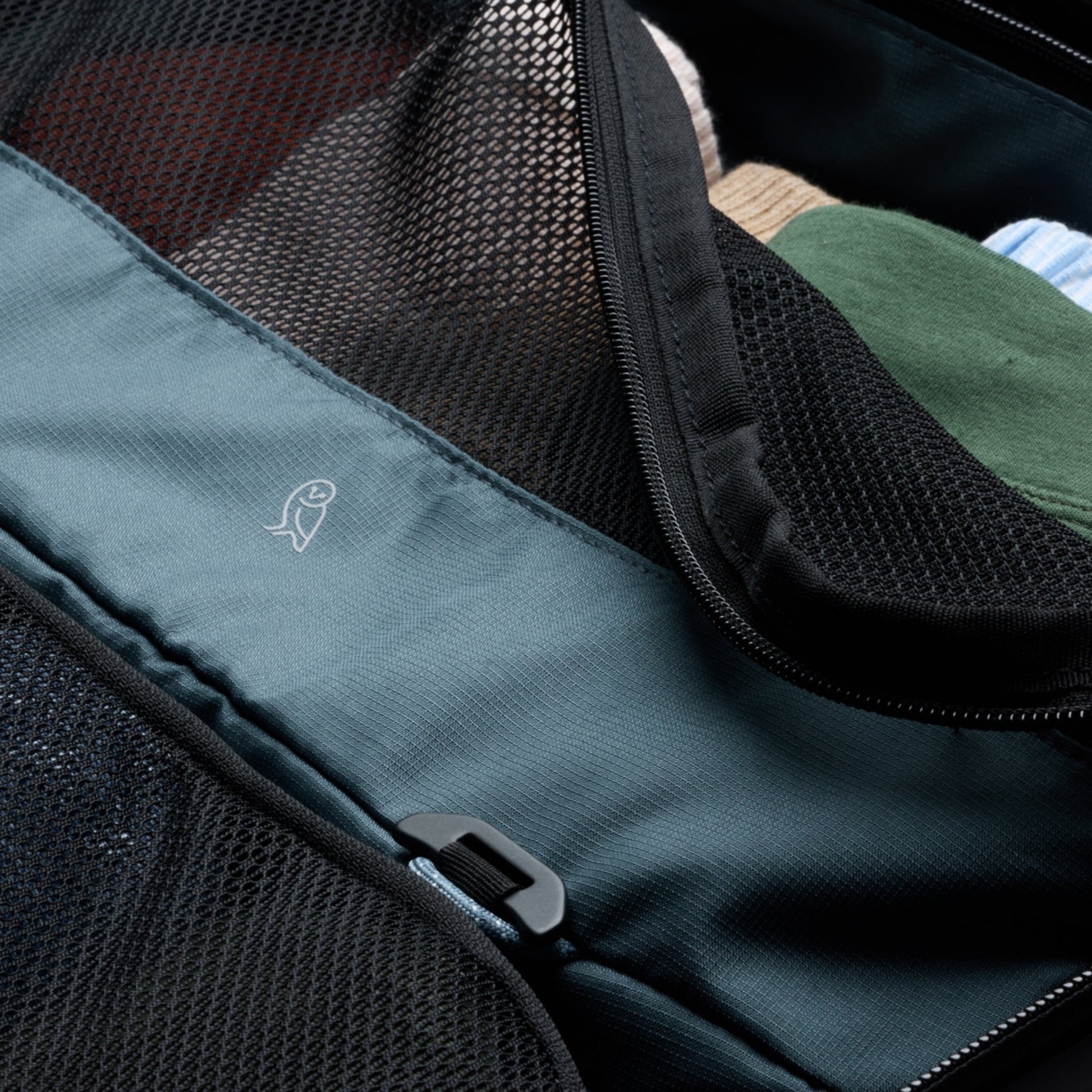 Bellroy Transit Carry-On in Chalk