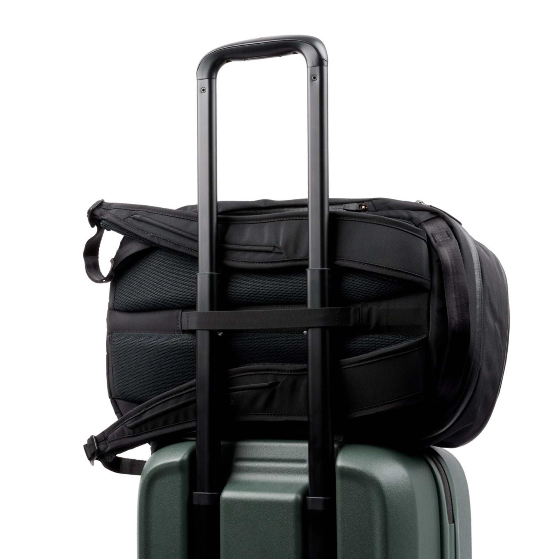 Bellroy Transit Carry-On in Everglade