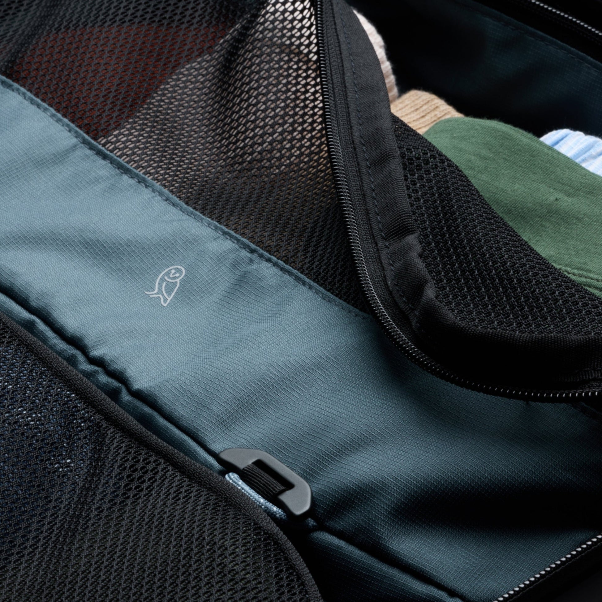 Bellroy Transit Carry-On in Everglade
