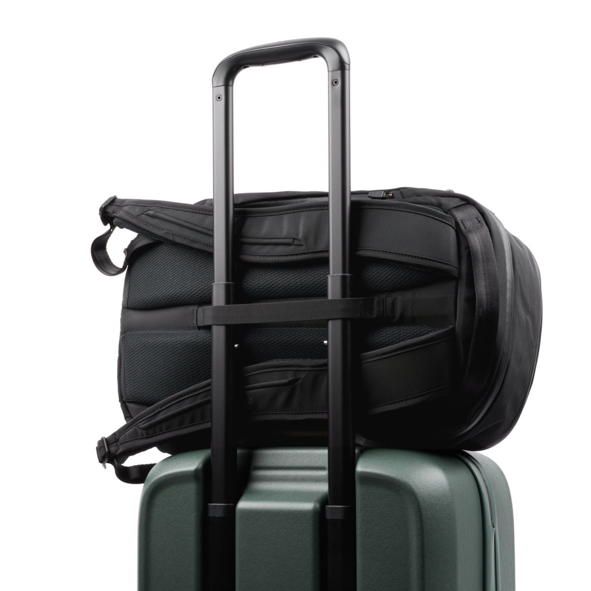 Bellroy Transit Carry-On Plus in Everglade