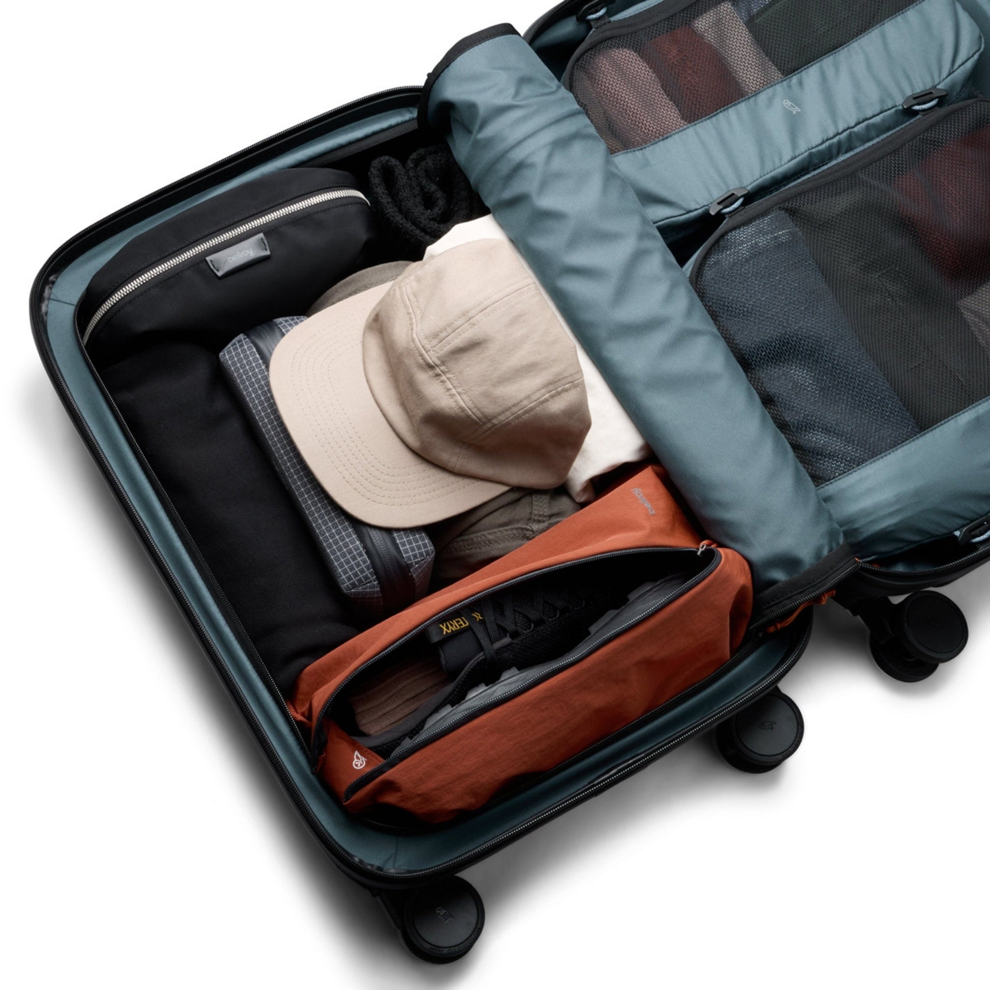 Bellroy Transit Carry-On Plus in Everglade