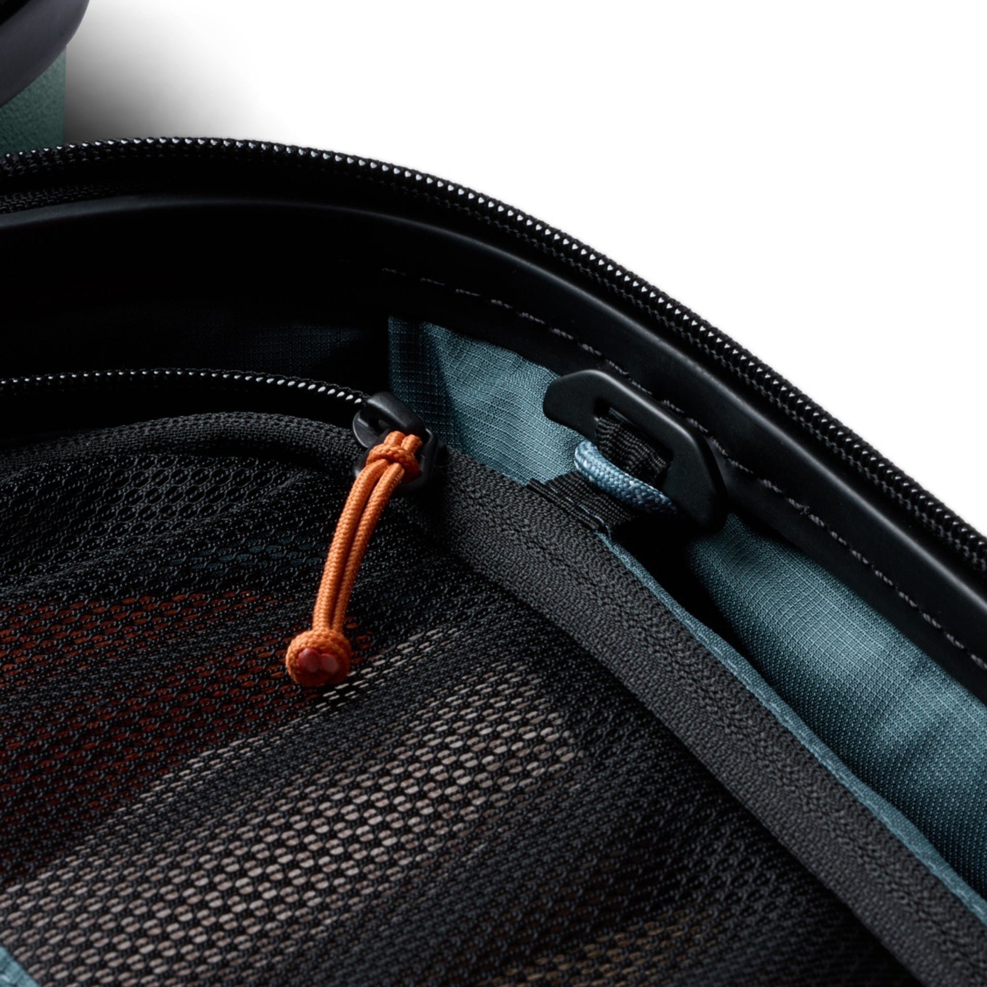 Bellroy Transit Carry-On Plus in Everglade