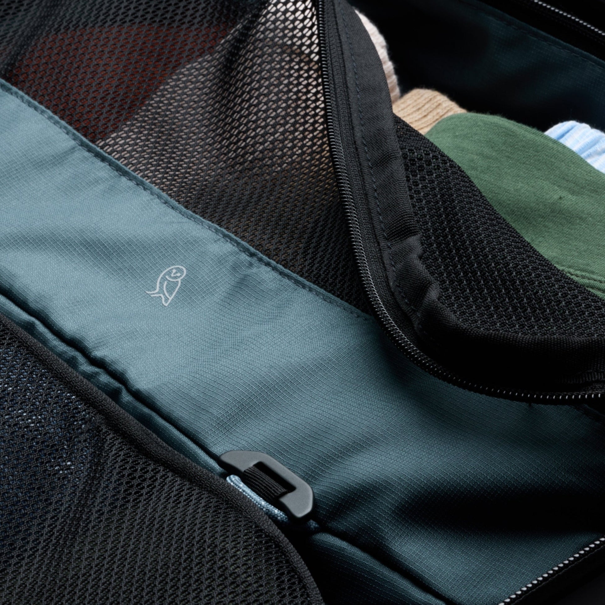 Bellroy Transit Carry-On Plus in Everglade