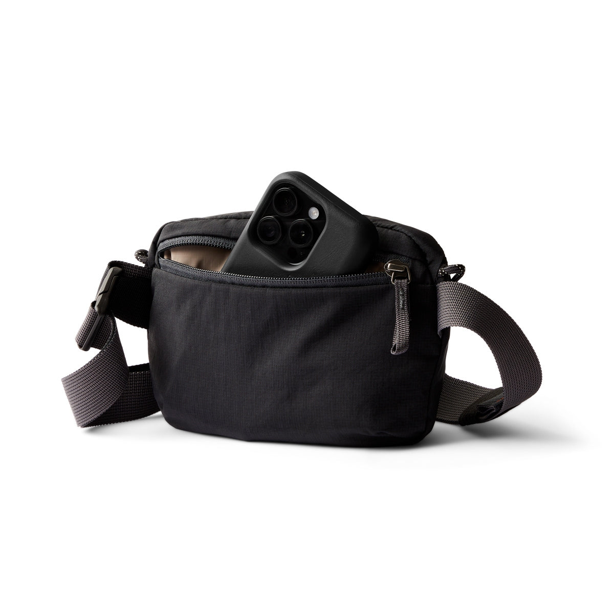 Bellroy Lite Belt Bag in Black