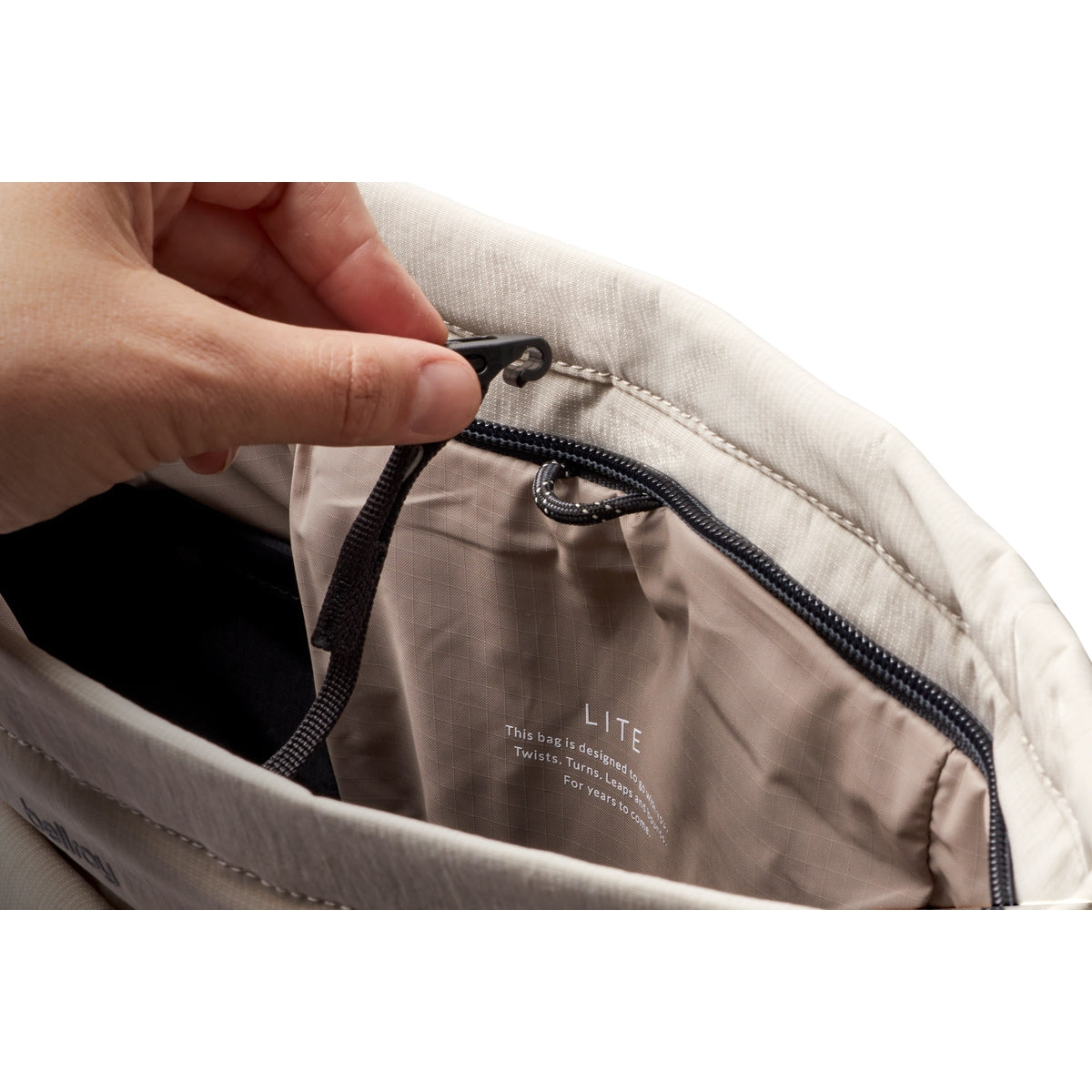 Bellroy Lite Totepack in Ash