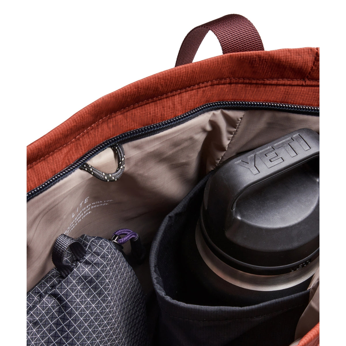Bellroy Lite Totepack in Clay