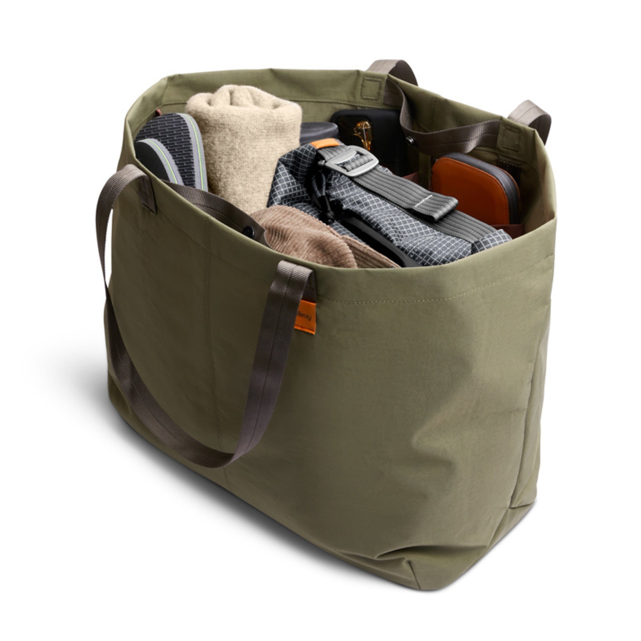Bellroy Market Tote Plus in Willow