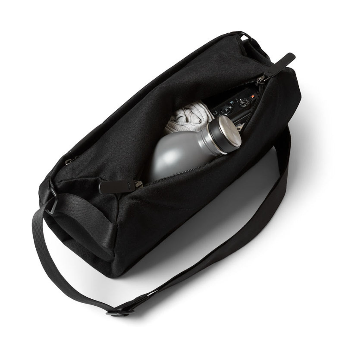 Bellroy Sling in Melbourne Black