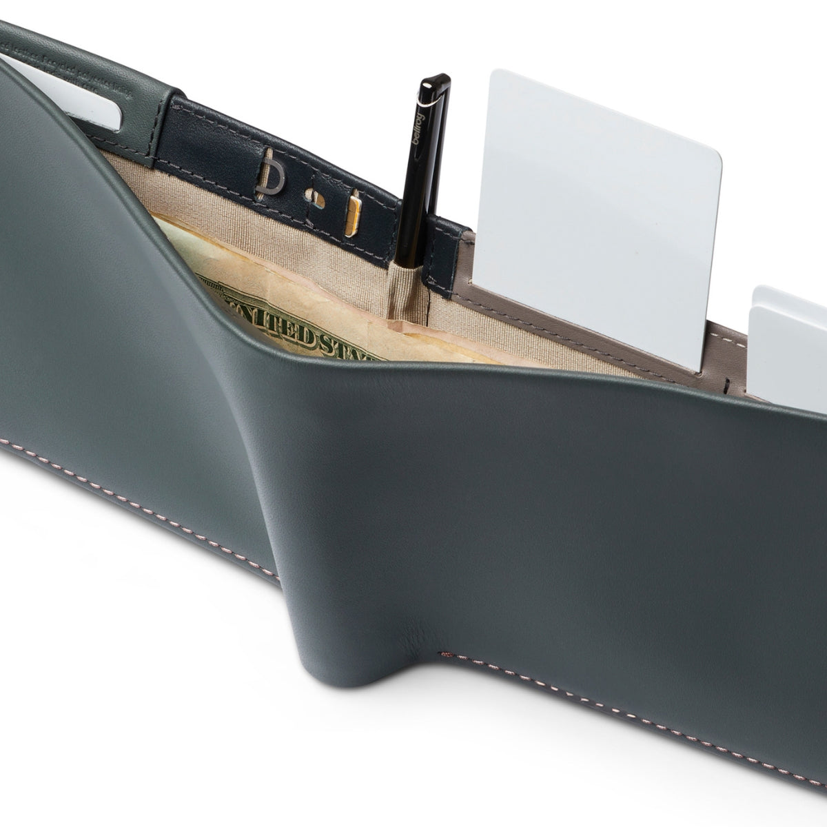 Bellroy Travel Wallet in Everglade