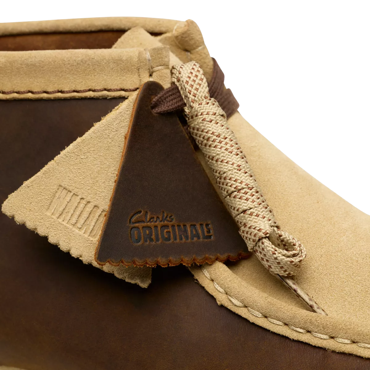 Clarks Men's Wallabee Boot RB in Beeswax Combination