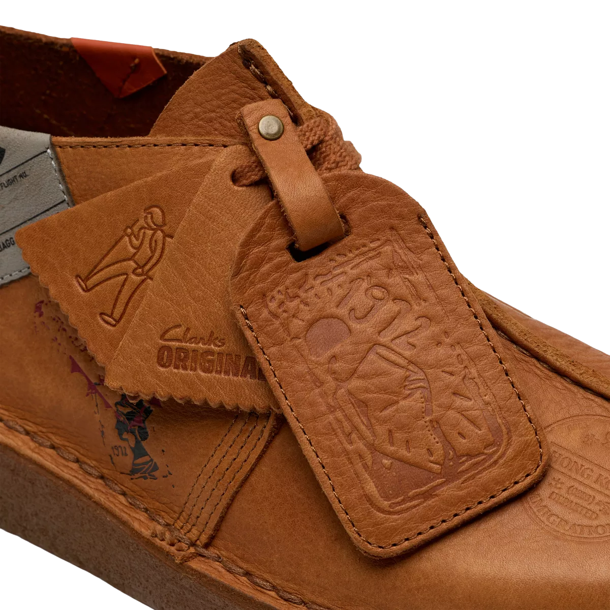 Clarks Men's Desert Travel Trek in Tan Interest