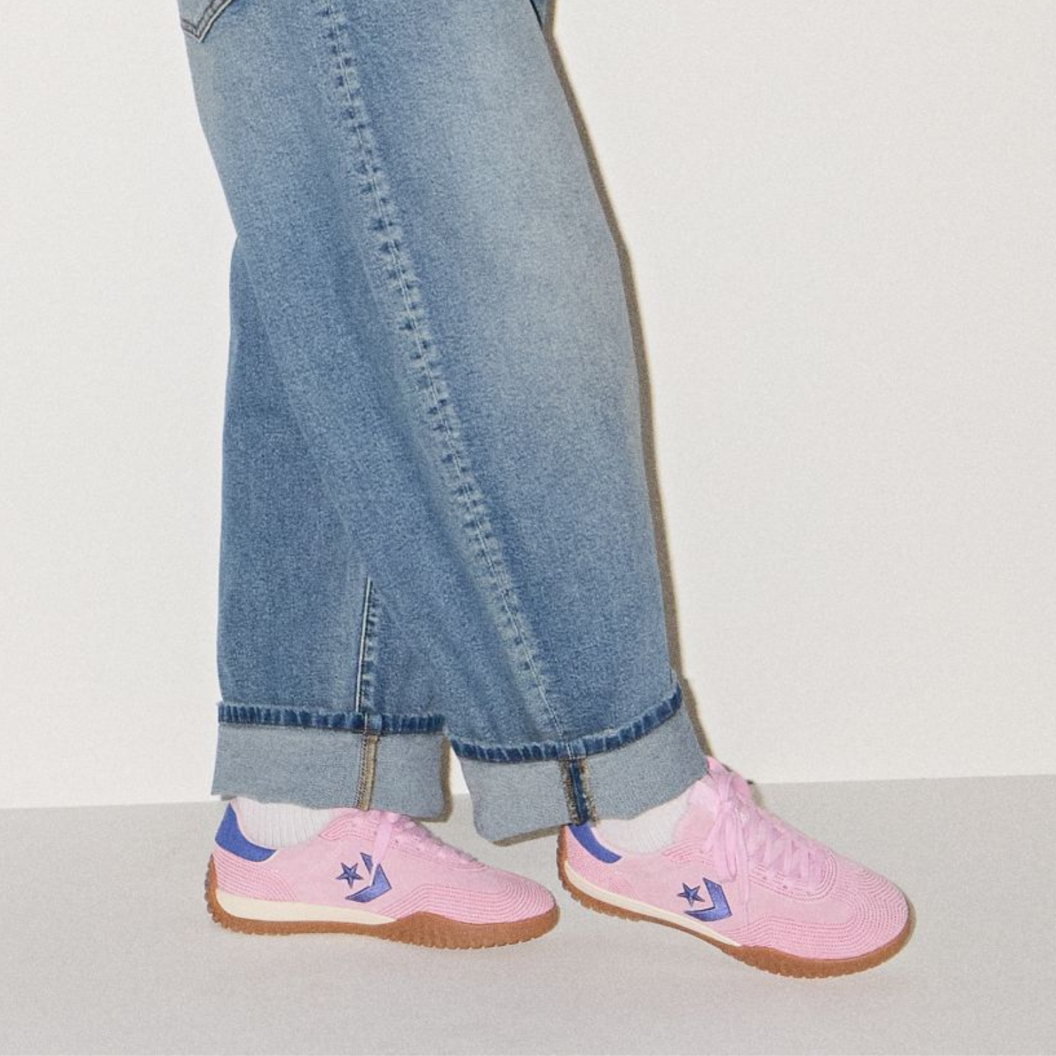 Converse Women's Run Star Trainer Stitched Suede in New Found Bloom/Pink