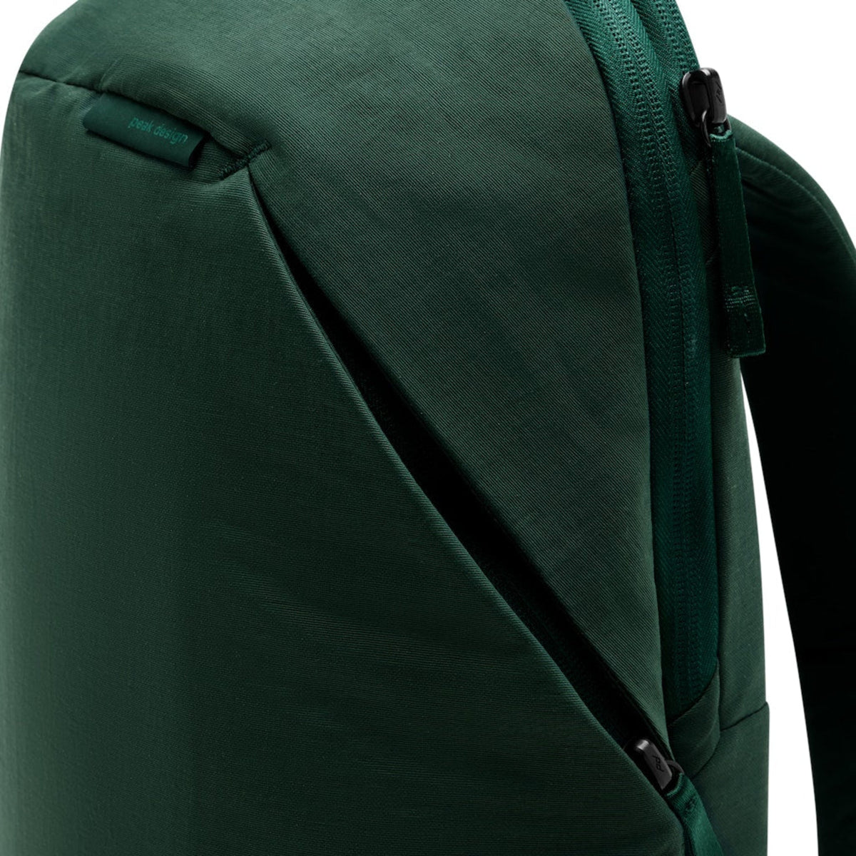 Peak Design City Backpack 15L in Cypress