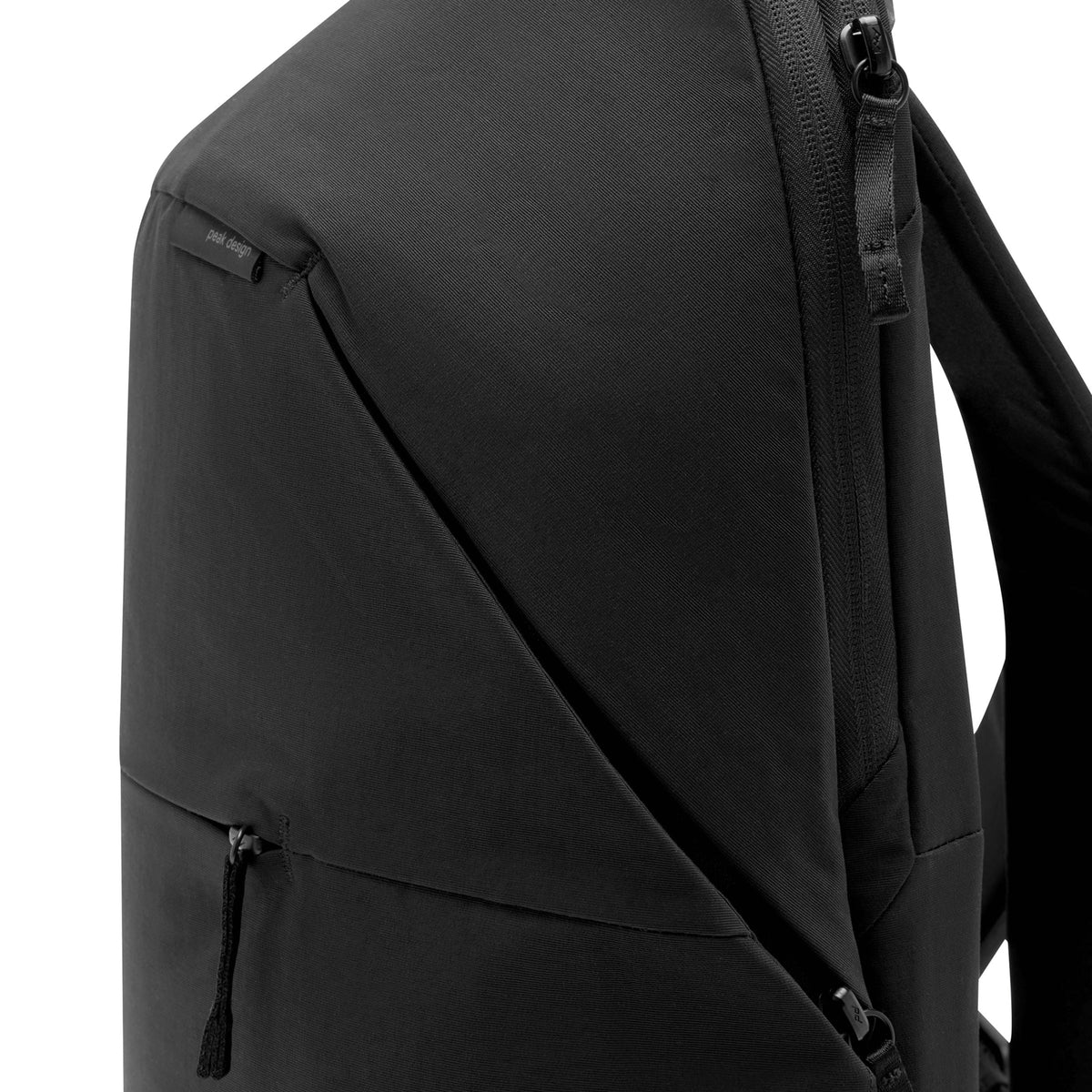 Peak Design City Backpack 22L in Black