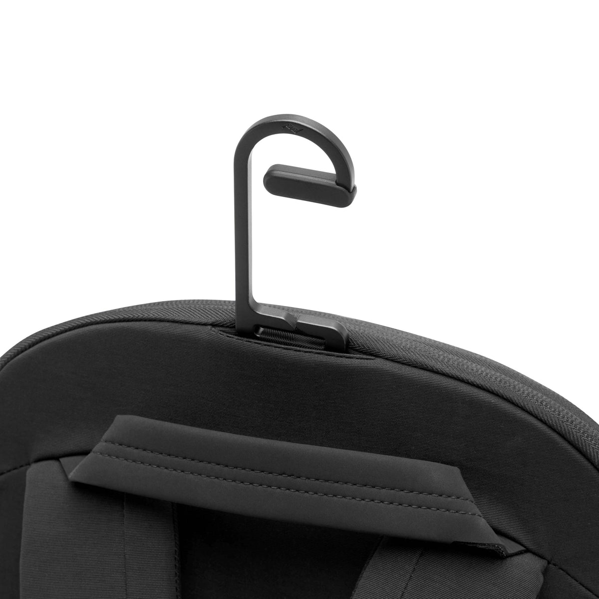 Peak Design City Backpack 22L in Black