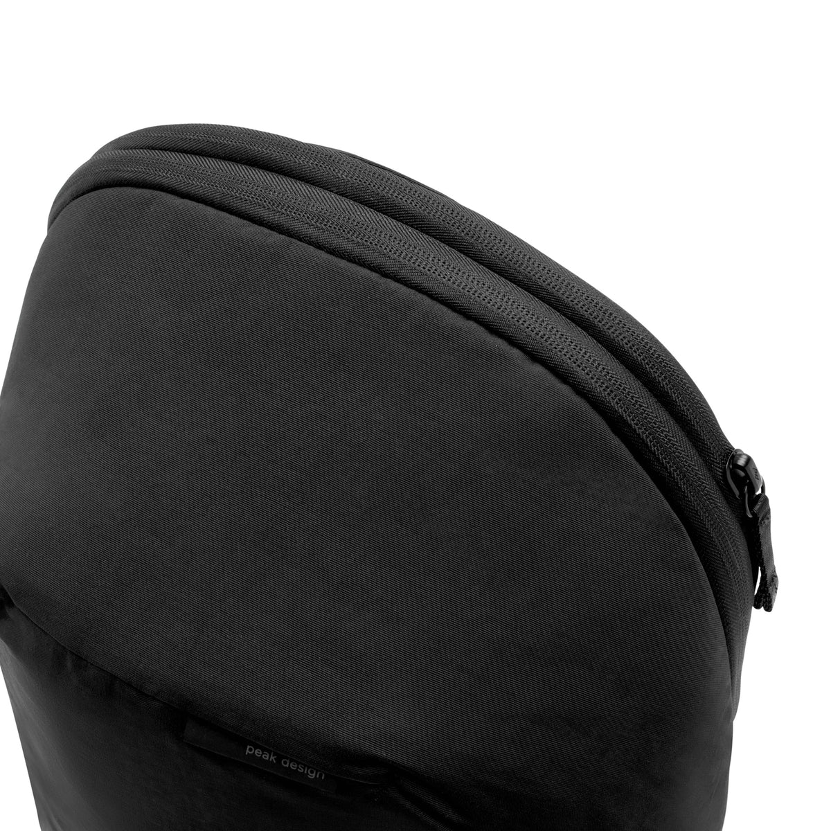 Peak Design City Backpack 22L in Black